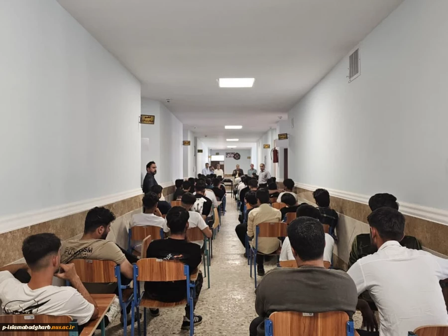 به منظور شناساندن هرچه بهتر دانشگاه ملی مهارت صورت گرفت: 4